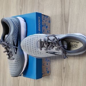 Women's Brooks Ghost 13 10.5 M Grey/Pearl/Purple